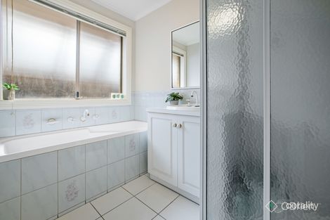 Property photo of 6 Flinders Crescent Wyndham Vale VIC 3024
