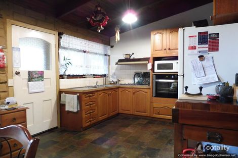 Property photo of 3 Dwyer Street Wy Yung VIC 3875