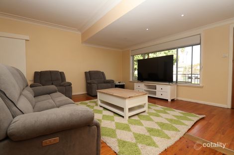 Property photo of 9 Bungown Place Mount Austin NSW 2650