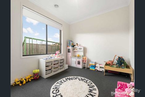 Property photo of 4 Jazz Court Pakenham VIC 3810