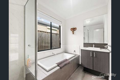 Property photo of 4 Jazz Court Pakenham VIC 3810