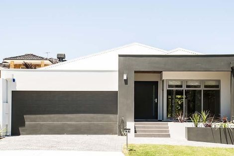 Property photo of 14 Parsons Street Embleton WA 6062