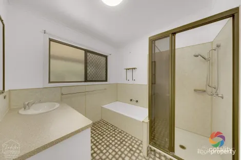 Property photo of 10 Camille Street Clinton QLD 4680