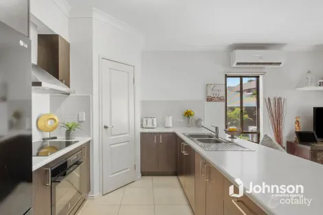 Property photo of 6 Willandra Crescent Waterford QLD 4133