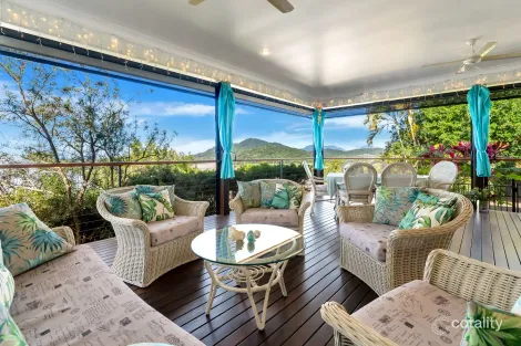 54 DAPHNE DR, REDLYNCH, QLD 4870