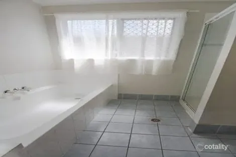 Property photo of 36 Earl Street Dinmore QLD 4303