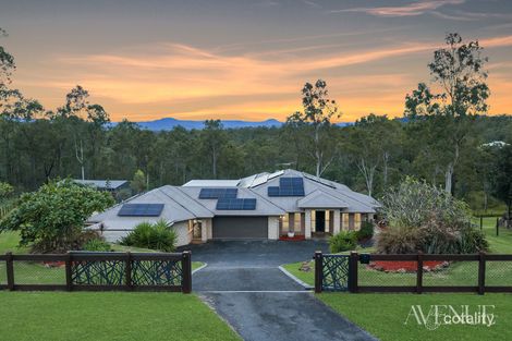 19 WILLIAM HUMPHREYS DR, MUNDOOLUN, QLD 4285