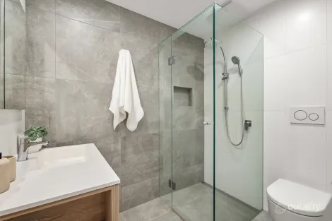 Property photo of 1/52 Jeffrey Street Templestowe Lower VIC 3107