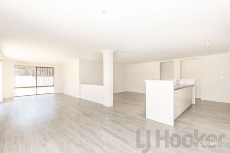 Property photo of 3 Carnaby Drive Dawesville WA 6211
