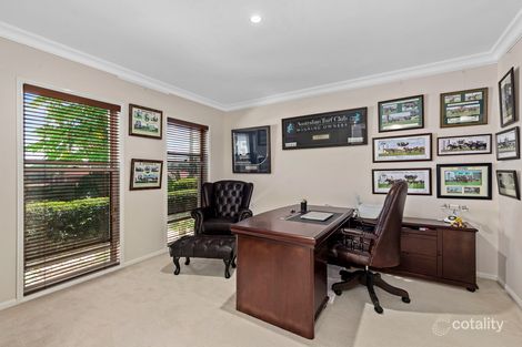 Property photo of 23 Edward Place Sinnamon Park QLD 4073