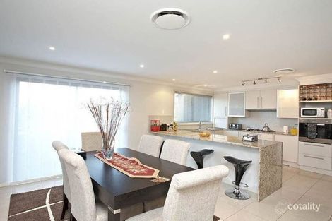 Property photo of 9 Townsend Crescent Ropes Crossing NSW 2760