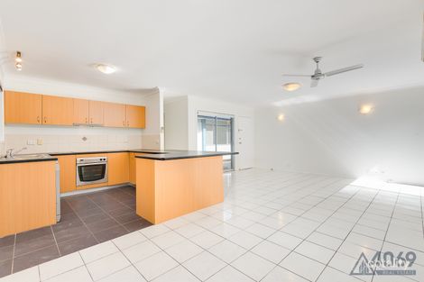 Property photo of 7 Lanark Street Kenmore QLD 4069