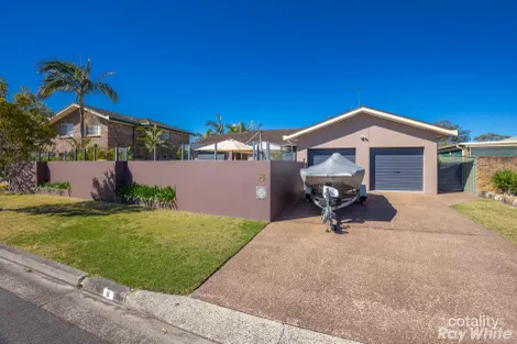 Property photo of 8 Palmway Crescent Tuncurry NSW 2428