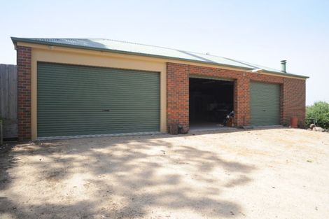 Property photo of 15 Bent Street Bairnsdale VIC 3875