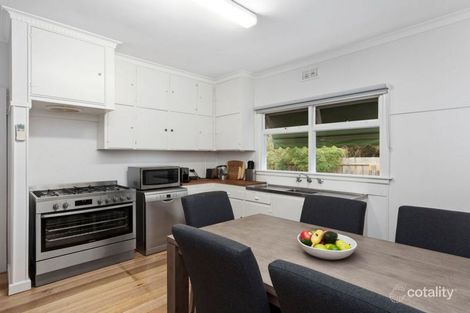 Property photo of 16 Ocean Road Point Lonsdale VIC 3225