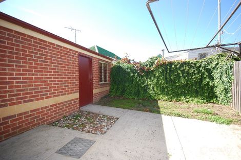 2/4 Lal Lal St, Golden Point, VIC 3350