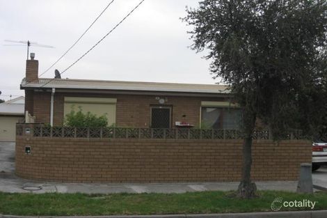 2/61 Lester Ave, St Albans, VIC 3021