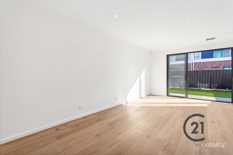 Property photo of 11 Encounter Avenue New Port SA 5015