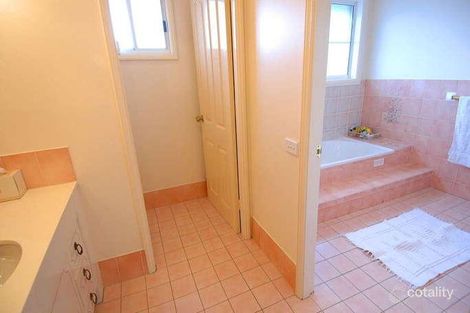 Property photo of 8 Colosseum Crescent Baulkham Hills NSW 2153