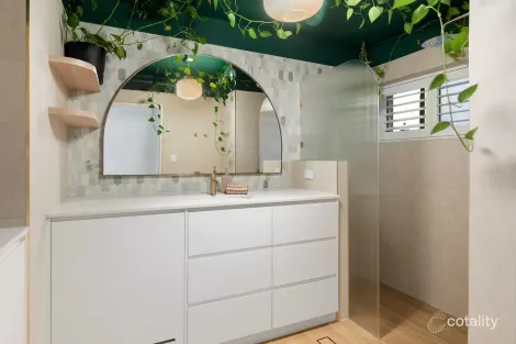 Property photo of 12/245 Main Street Kangaroo Point QLD 4169