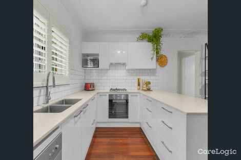 Property photo of 2/21 Ford Street Clayfield QLD 4011