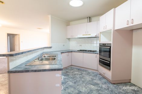 Property photo of 4 Roycroft Court Kangaroo Flat VIC 3555