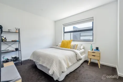 Property photo of 9/244 Pascoe Vale Road Essendon VIC 3040