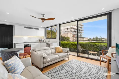 Property photo of 52 Queenscliff Road Queenscliff NSW 2096