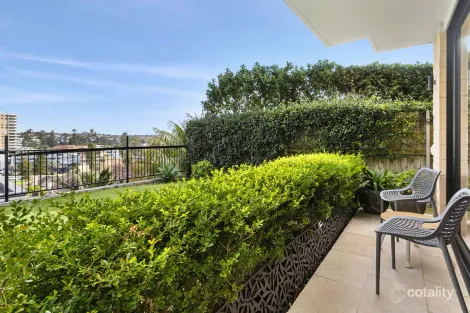 Property photo of 52 Queenscliff Road Queenscliff NSW 2096