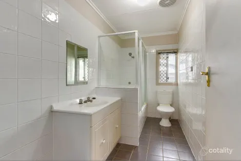 Property photo of 25 Catalina Street Loganlea QLD 4131