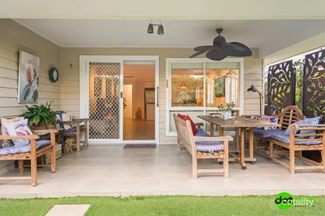 Property photo of 20 Sorrento Way Hamlyn Terrace NSW 2259