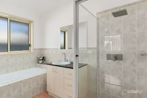 Property photo of 24 Betty Maloney Crescent Banks ACT 2906