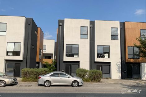 16 Village Way, Pakenham, VIC 3810