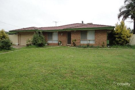 Property photo of 15 Rangeview Court Maddington WA 6109