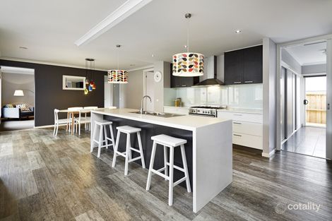 Property photo of 10 Kensington Drive Warragul VIC 3820