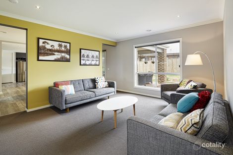 Property photo of 10 Kensington Drive Warragul VIC 3820