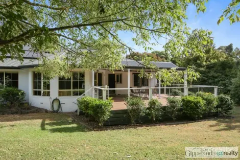 Property photo of 4 Hunter Close Drouin VIC 3818