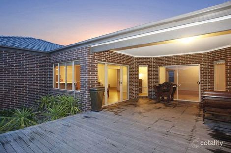Property photo of 46 Banjo Paterson Drive Pakenham VIC 3810