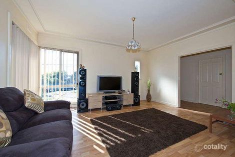 Property photo of 17 Chapman Street Macleod VIC 3085