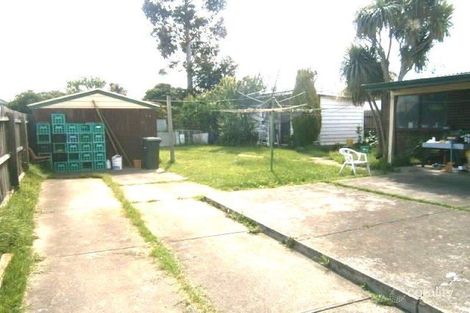 Property photo of 9 Neimur Avenue Deer Park VIC 3023