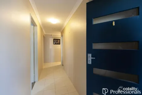 Property photo of 1 Halpin Circle Ellenbrook WA 6069