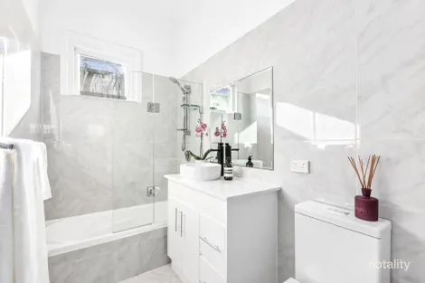 Property photo of 33 William Street Oakleigh VIC 3166