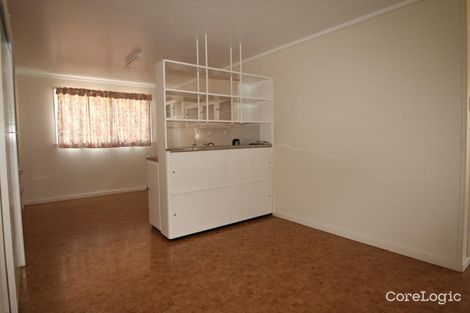 Property photo of 3 Monash Street Newtown QLD 4350