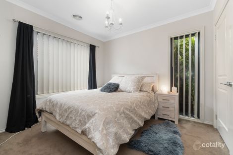 Property photo of 8 Ethereal Way Sandhurst VIC 3977