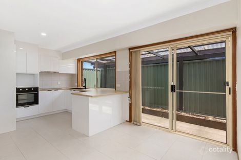 Property photo of 1/3 Robin Joy Close Labrador QLD 4215