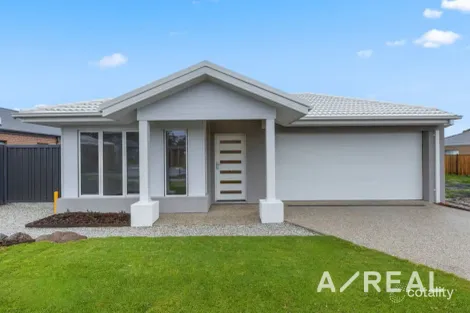 8 Foal Way, Kilmore, VIC 3764