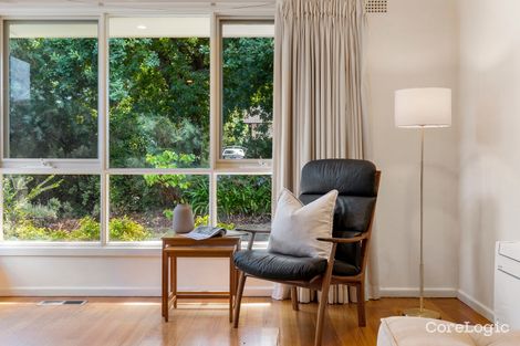 Property photo of 24 Leane Street Hughes ACT 2605