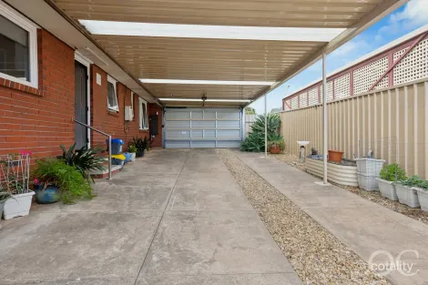 Property photo of 3 Lublin Crescent Hackham West SA 5163