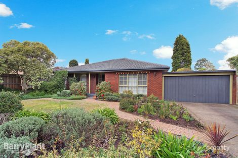 Property photo of 32 Ponsford Avenue Wantirna South VIC 3152