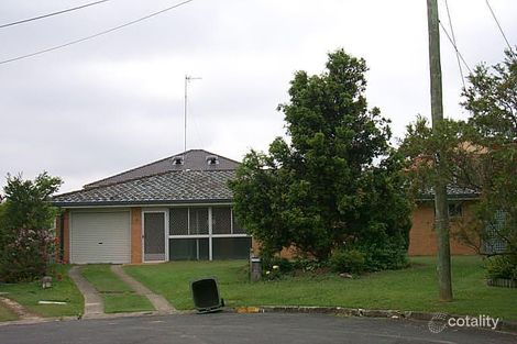 5 Croton Gr, Bundall, QLD 4217